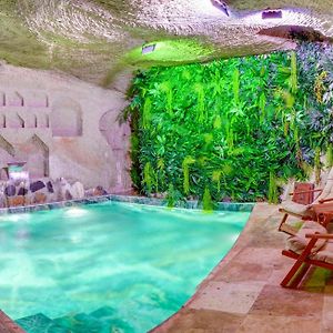 Narı Aşk Cave Hotel
